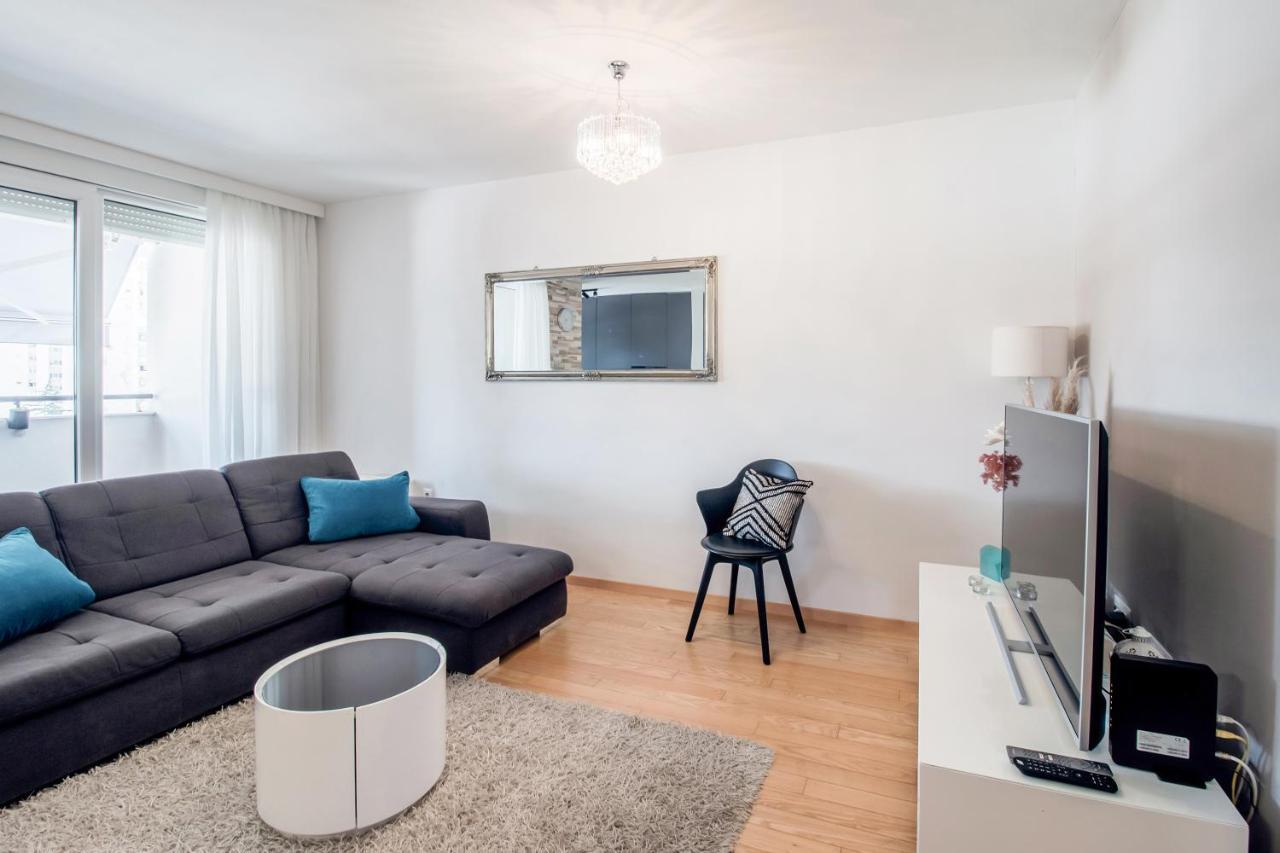 Apartment Montesa Zadar With Free Parking And Balcony Exterior foto