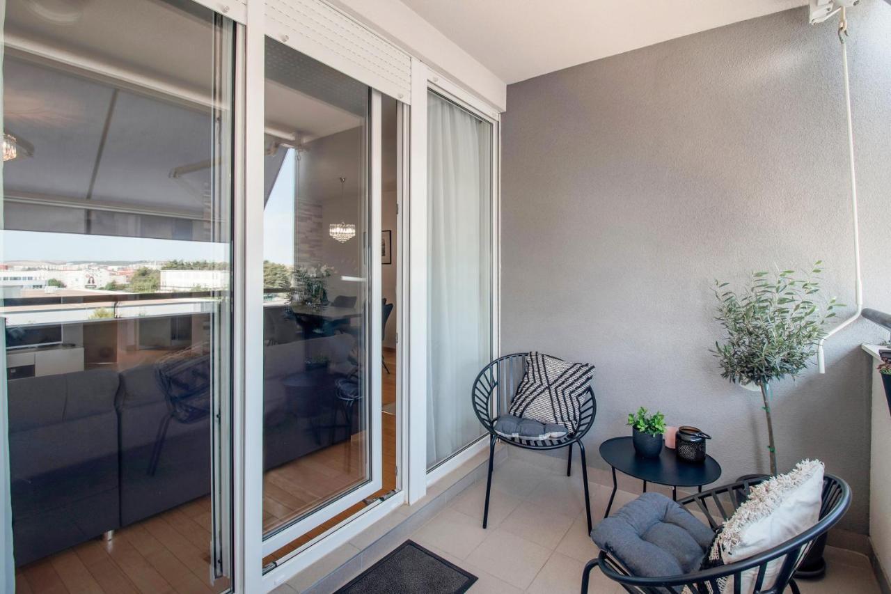 Apartment Montesa Zadar With Free Parking And Balcony Exterior foto